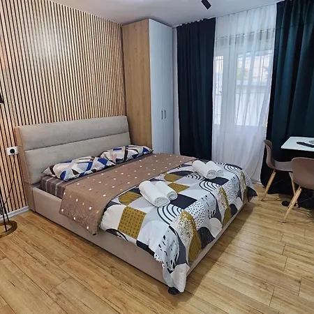 Next To Coco's Appartement Tirana